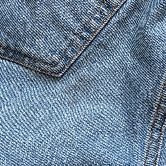 Levi's 501 High Rise 6” Jean Shorts Women’s Size 26 - Picture 13 of 14